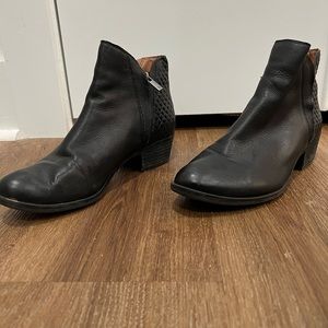 Lucky Brand Black Leather Booties
